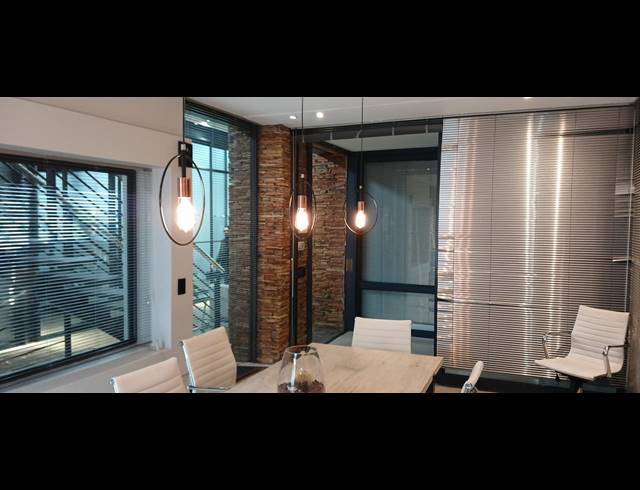 62M² OFFICE TO LET IN PARKWOOD